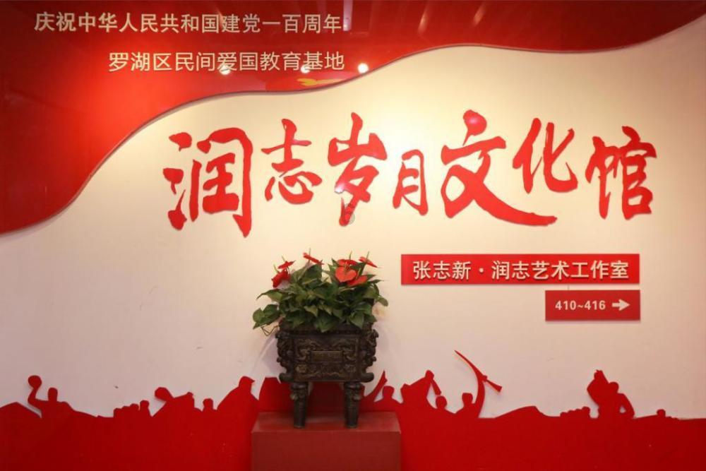 鸿蒙影像旗舰,华为P70系列屏幕配置曝光,边框控制不错