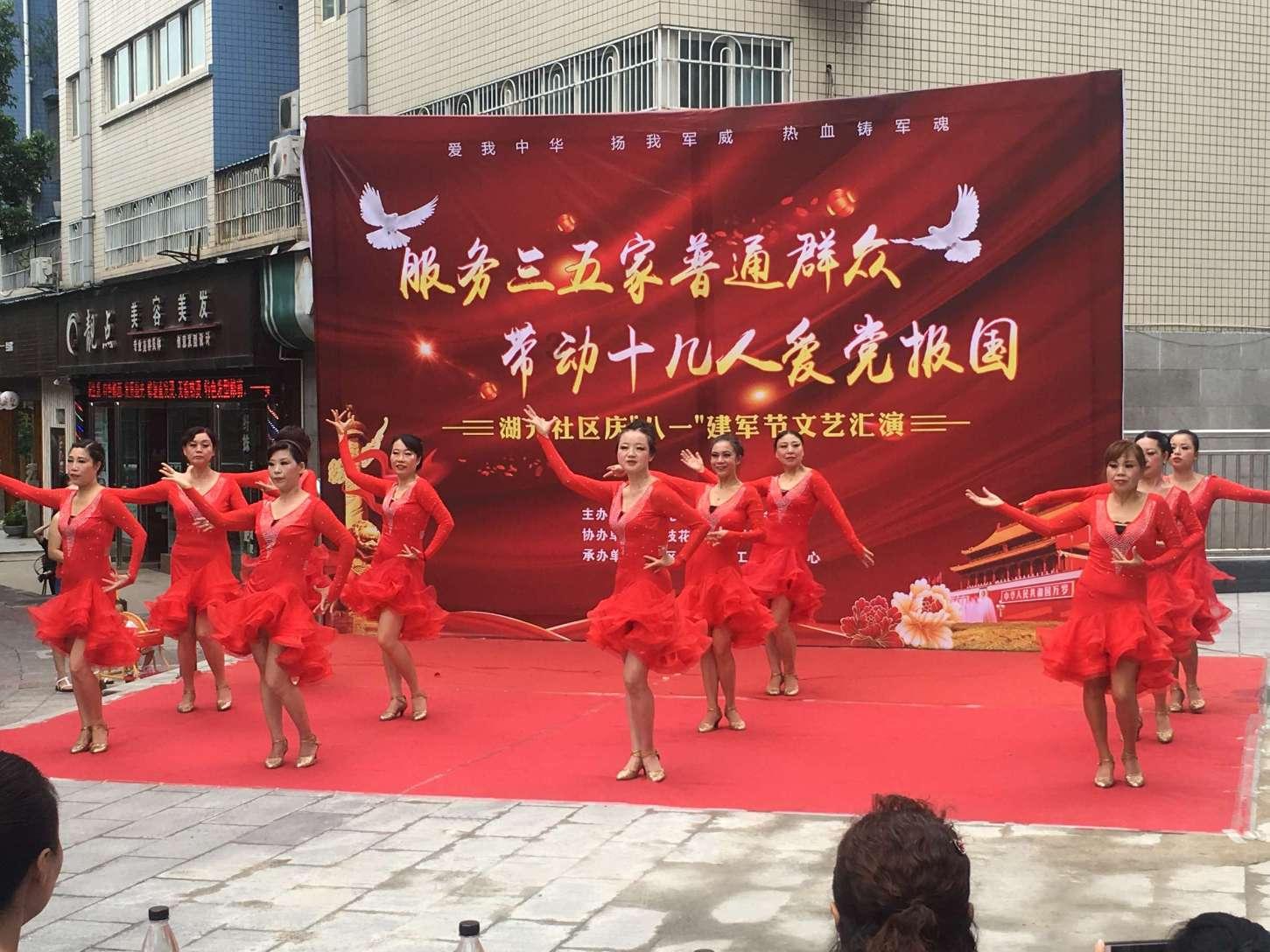 “情感问题,希望大家给我点意见!-你的专属有问必答平台”