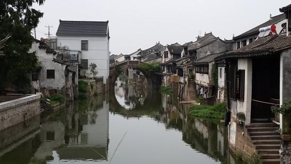 探索山中小屋